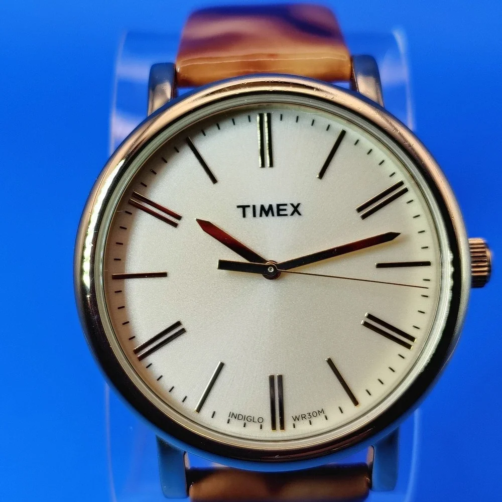Vintage 2012 Timex Easy Reader Indiglo 38mm Gold Tone Mens‎ Quartz Dress Watch
